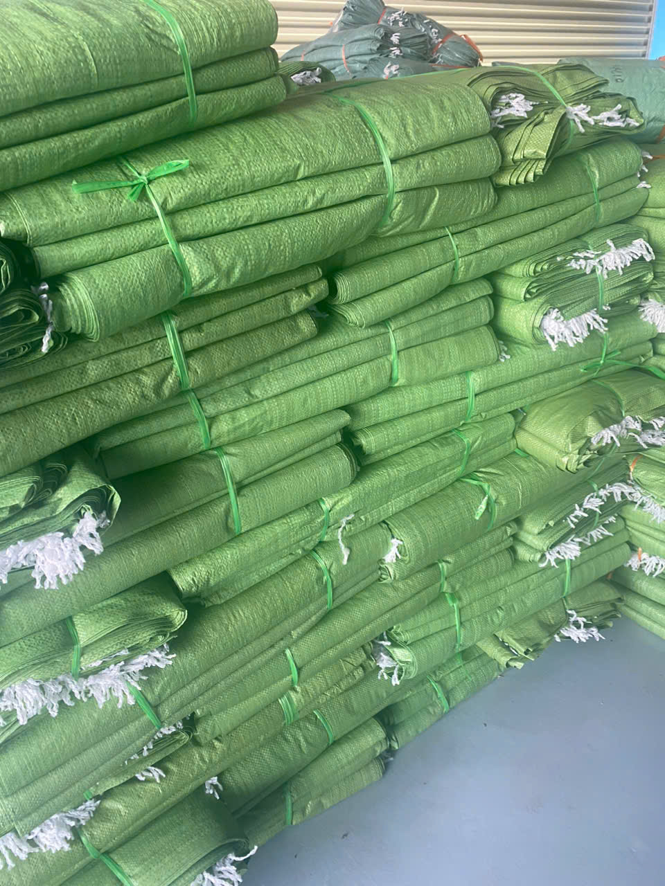 Bao tải xanh cốm