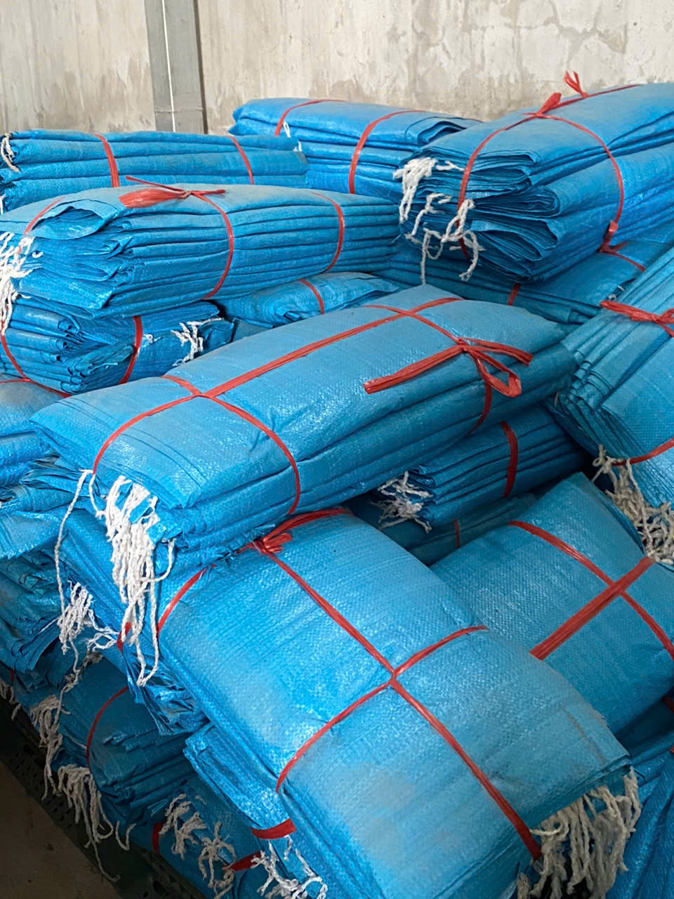 Bao tải xanh dương